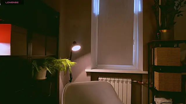 Miley Smile online show from 10/06/25, 05:49