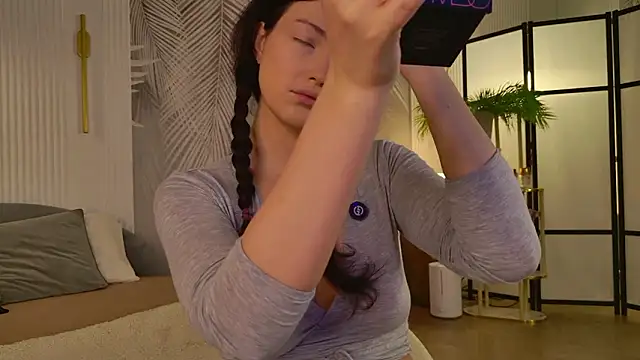 Miley Smile online show from 03/04/26, 06:41