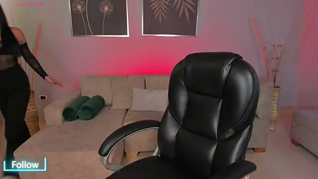 AlyssaDean online show from 11/20/25, 11:43