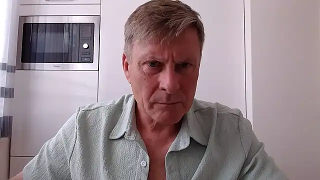 johnnym1 online show from 04/08/26, 11:10