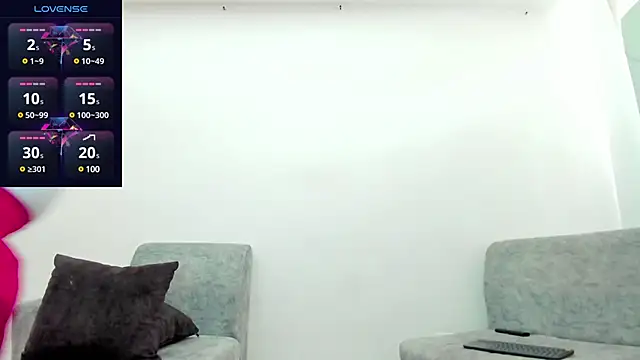 JuniorMorris  online show from 01/24/25, 09:37