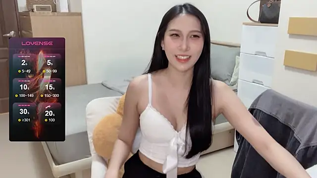 yu5888 online show from 02/17/25, 01:10