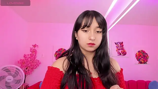 Snapshot of Miss_dolly_ chatting on 12/03/24, 12:27 Miss dolly  online show from 12/03/24, 12:27