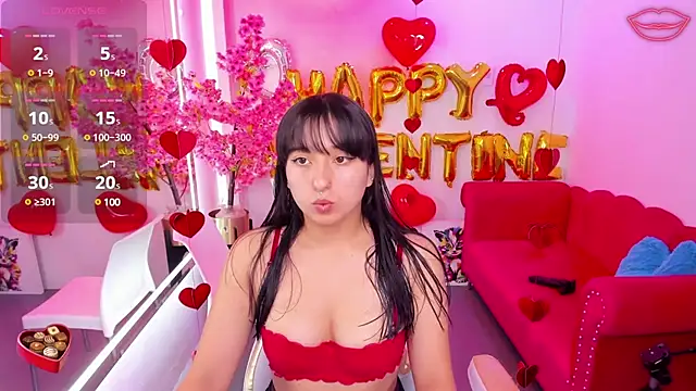 Snapshot of Miss_dolly_ chatting on 02/14/25, 11:31 Miss dolly  online show from 02/14/25, 11:31