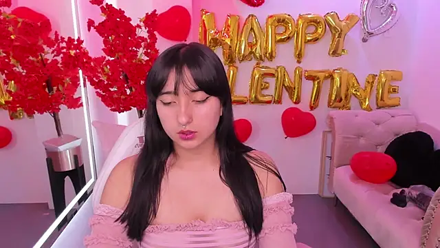 Snapshot of Miss_dolly_ chatting on 02/16/25, 03:15 Miss dolly  online show from 02/16/25, 03:15