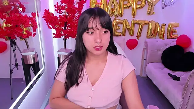 Snapshot of Miss_dolly_ chatting on 02/18/25, 03:10 Miss dolly  online show from 02/18/25, 03:10