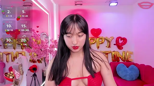 Snapshot of Miss_dolly_ chatting on 02/19/25, 03:38 Miss dolly  online show from 02/19/25, 03:38