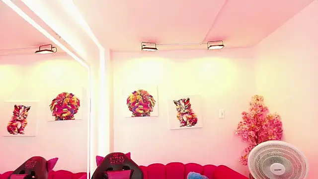 Miss dolly  online show from 12/19/25, 12:34