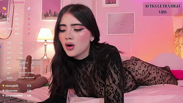 Snapshot of little-natt chatting on 01/30/25, 04:13 little-natt online show from 01/30/25, 04:13