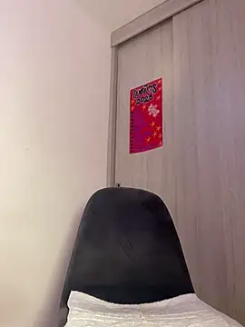 keirabbw online show from 01/17/25, 01:04