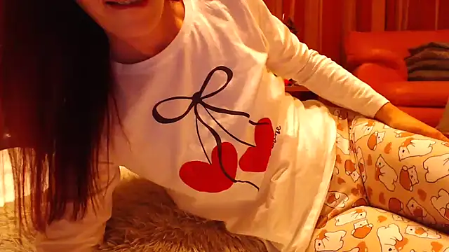 LovelyAndraGirl online show from 04/14/26, 07:09