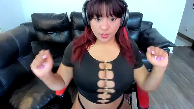 sofialove   online show from 01/29/25, 01:05