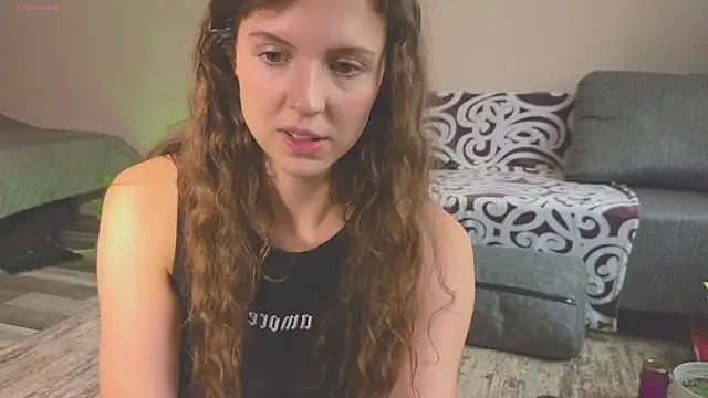 Sereta Finn online show from 10/04/25, 11:08