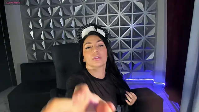 Snapshot of yourmagic_venus chatting on 10/21/25, 10:43 yourmagic venus online show from 10/21/25, 10:43