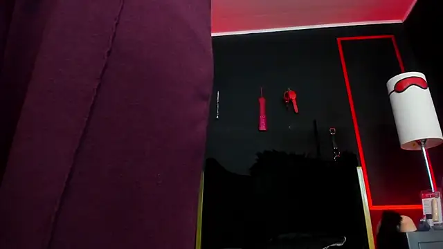 CharlotteScotte online show from 11/25/25, 12:05