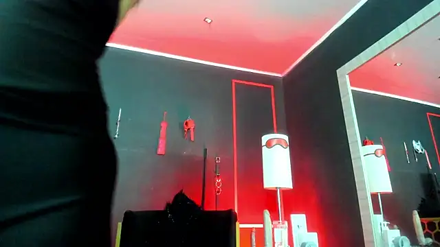 CharlotteScotte online show from 12/04/25, 12:47