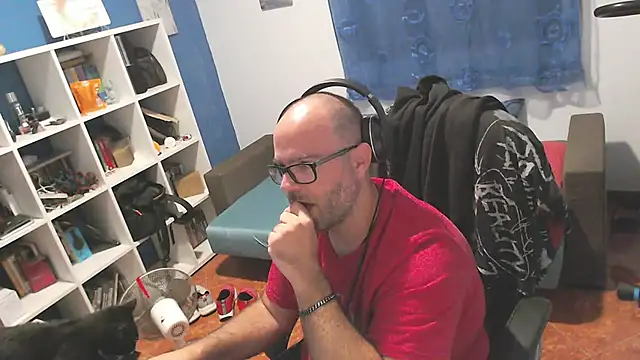 ravingr4d4 online show from 09/11/25, 09:26