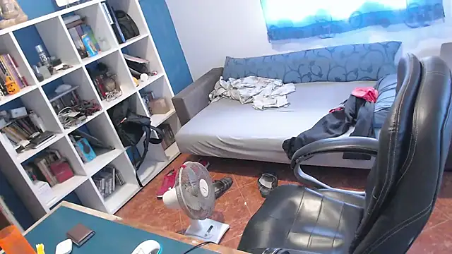 ravingr4d4 online show from 09/26/25, 01:15