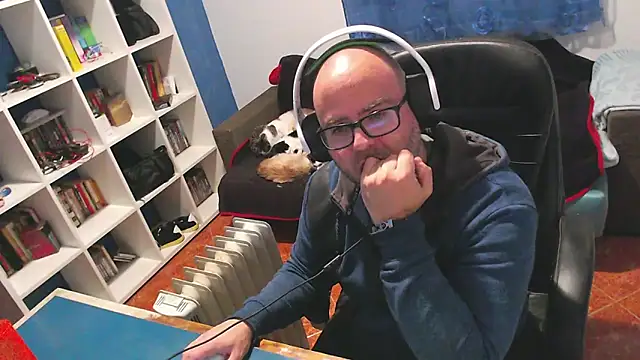 ravingr4d4 online show from 12/22/25, 11:02