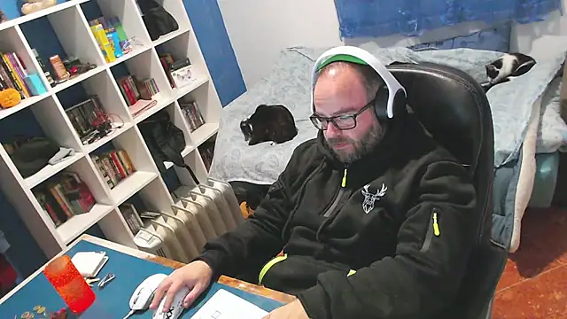 ravingr4d4 online show from 01/12/26, 09:53