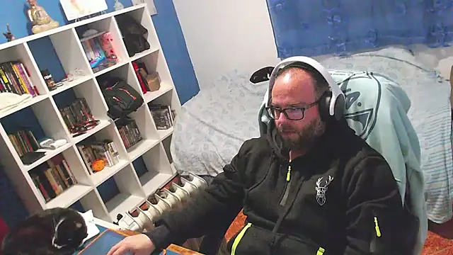 ravingr4d4 online show from 02/26/26, 10:42