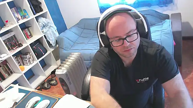 ravingr4d4 online show from 03/30/26, 01:12