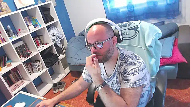 ravingr4d4 online show from 04/17/26, 11:24