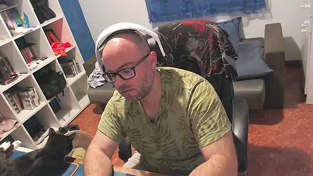ravingr4d4 online show from 05/26/26, 09:55