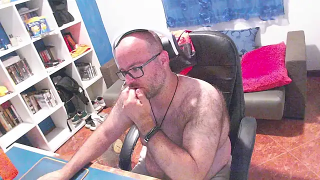 ravingr4d4 online show from 06/21/26, 08:55