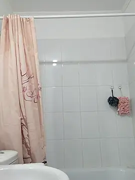 Snapshot of Daniela77771 chatting on 10/16/25, 01:01 Daniela77771 online show from 10/16/25, 01:01