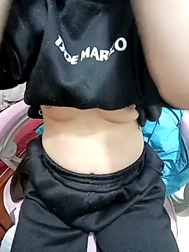 SweetGirl2k2 online show from 02/08/25, 10:50