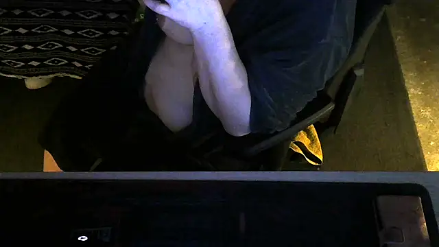 Silvia2277 online show from 03/26/26, 09:53