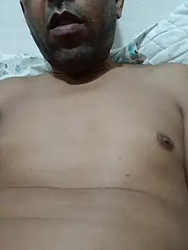 Snapshot of Mimo1402 chatting on 10/15/25, 02:39 Mimo1402 online show from 10/15/25, 02:39