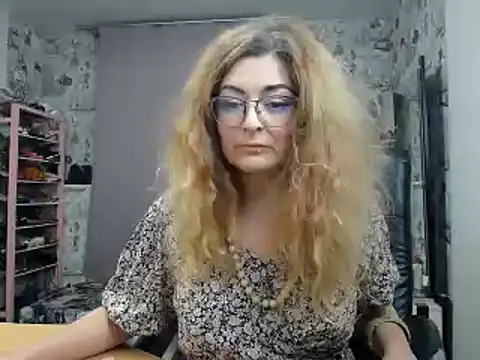 Helen1974 online show from 03/13/25, 01:54