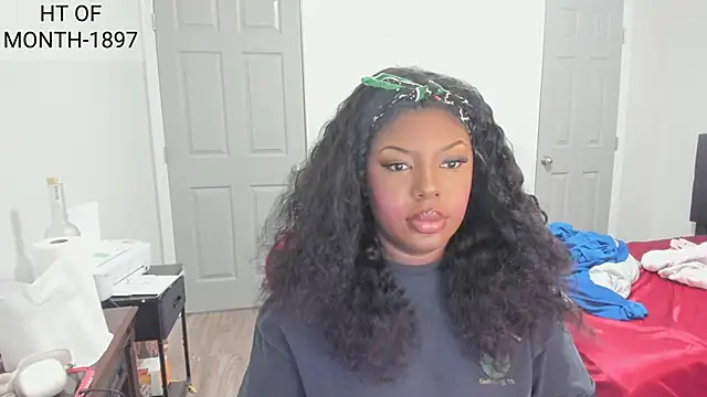 demi xoxo online show from 11/19/25, 12:38