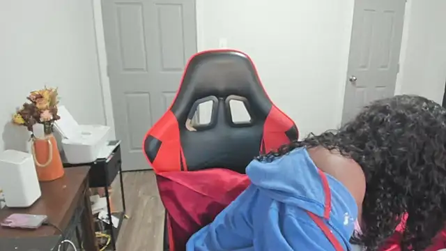 demi xoxo online show from 12/22/25, 09:12