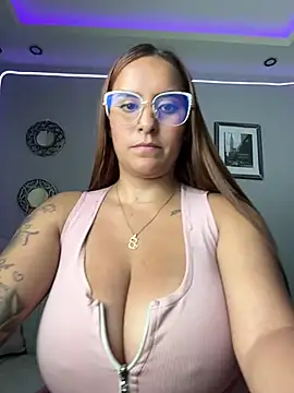 Snapshot of Seized_lust chatting on 01/24/25, 09:47 Seized lust online show from 01/24/25, 09:47