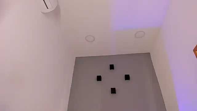 sophiarossee  online show from 03/04/25, 03:37