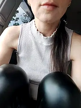 Brilliant-Queen1 online show from 10/03/25, 11:46