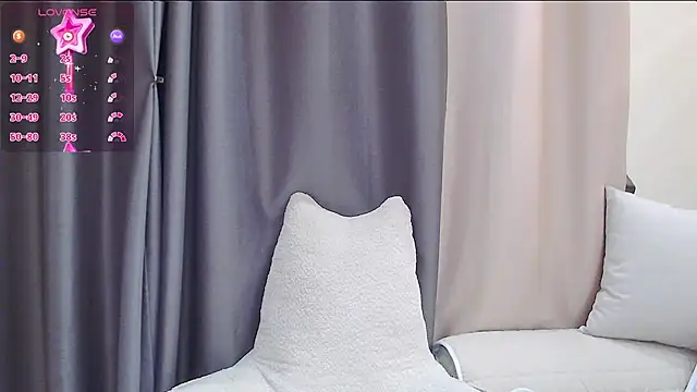 Snapshot of Duludulu_007 chatting on 12/27/24, 09:17 Duludulu 007 online show from 12/27/24, 09:17