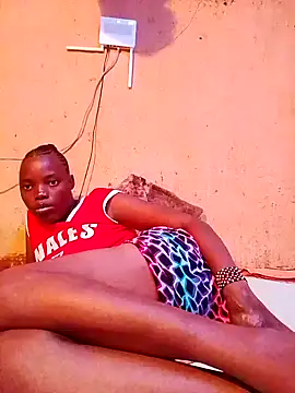 cute naimah online show from 02/12/26, 12:00