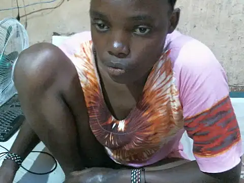 cute naimah online show from 03/31/26, 06:08