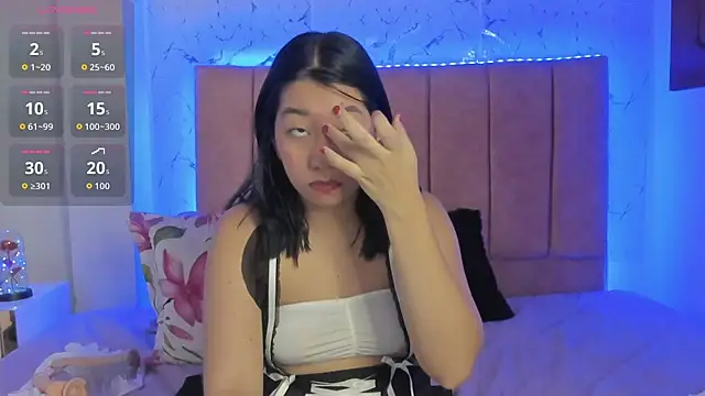 sexylaurita online show from 09/24/25, 01:47