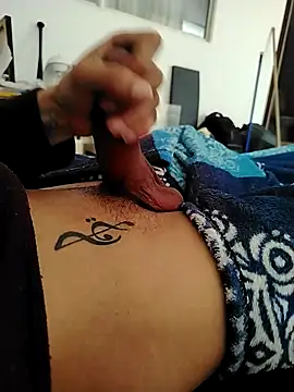 Eduardoxxx51 online show from 04/16/26, 04:19