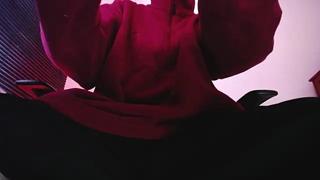 Snapshot of zacwatson_ chatting on 06/26/26, 03:38 zacwatson online show from 06/26/26, 03:38