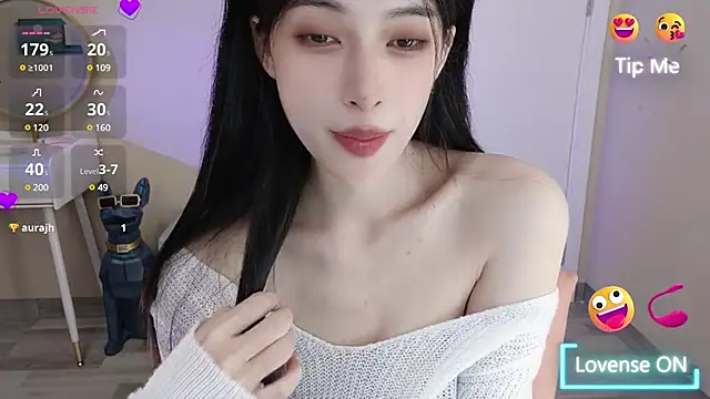 Snapshot of Aurora_99 chatting on 12/31/24, 07:10 Aurora 99 online show from 12/31/24, 07:10