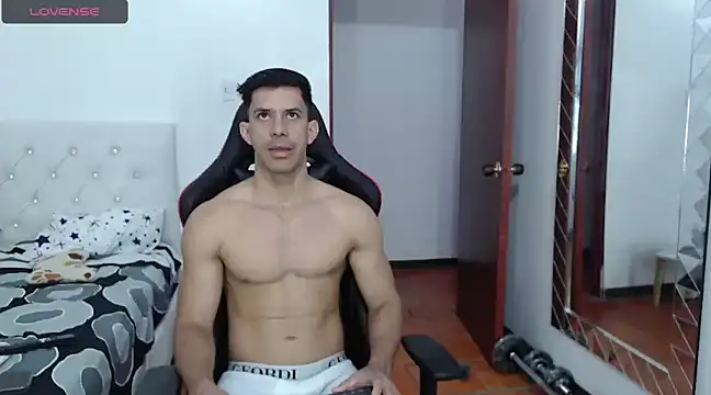 JoseRumbero26 online show from 02/10/25, 12:08