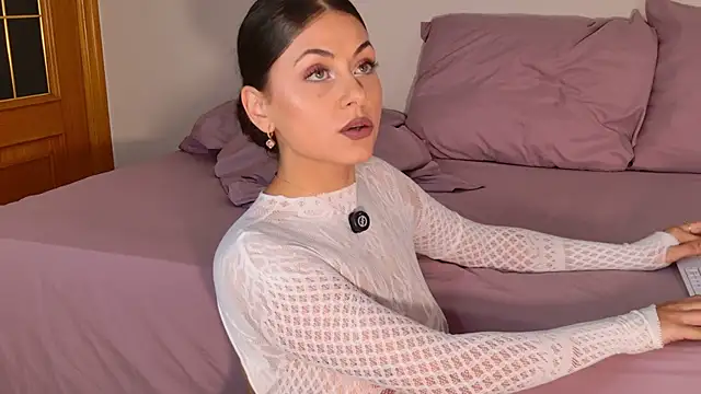 AvaBabyGirl online show from 10/18/25, 01:01