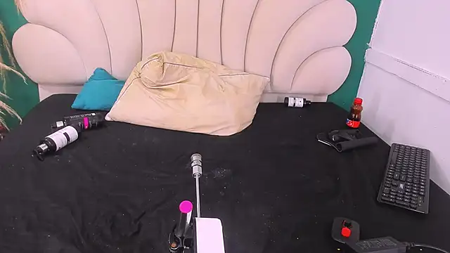 bonieklent online show from 02/20/25, 06:28