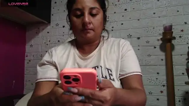 Snapshot of dayanara_kamal chatting on 06/09/26, 02:39 dayanara kamal online show from 06/09/26, 02:39